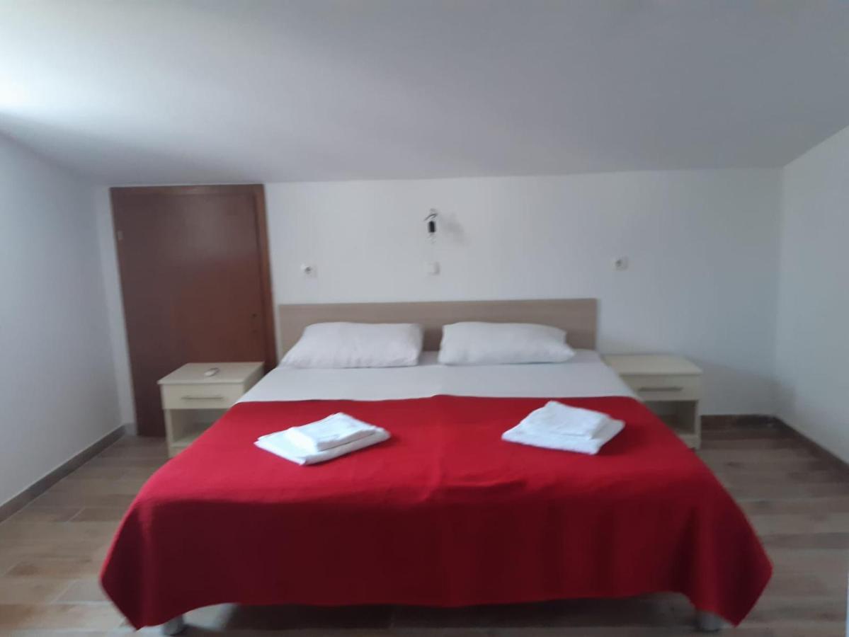 Apartmani I Sobe Grga スタリグラード エクステリア 写真