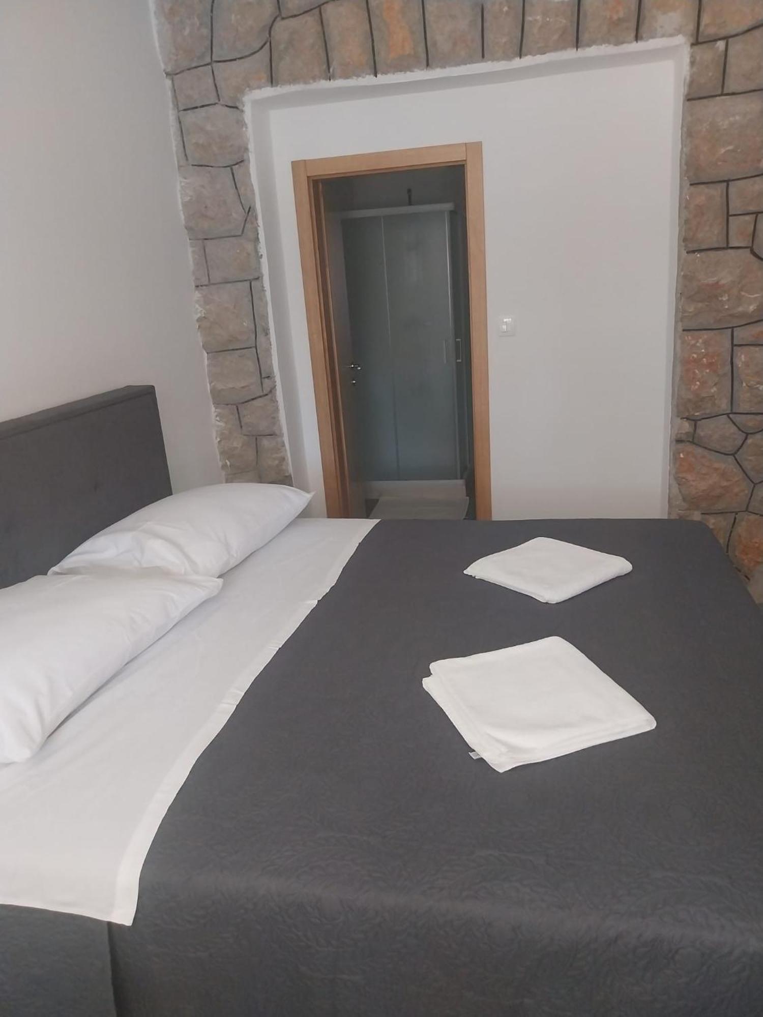 Apartmani I Sobe Grga スタリグラード エクステリア 写真